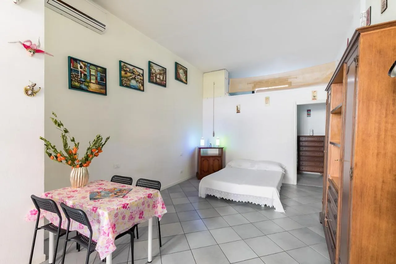 Essenza Holiday House